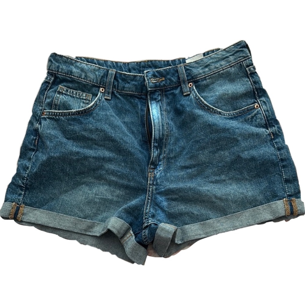 Divided Blue Jean Shorts with Distressed Hem
